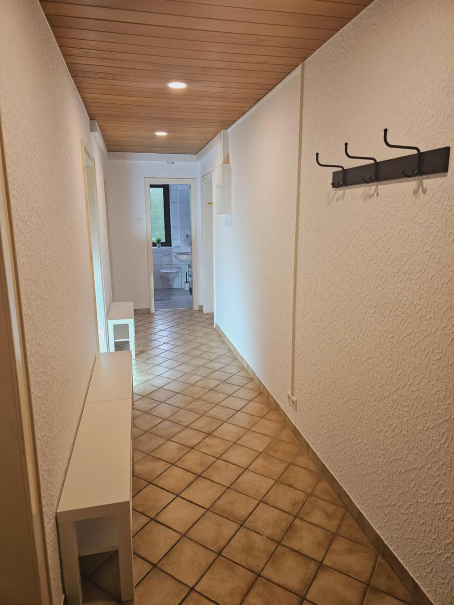 Monteurzimmer Karma เกลเซนเคียร์เคน ภายนอก รูปภาพ